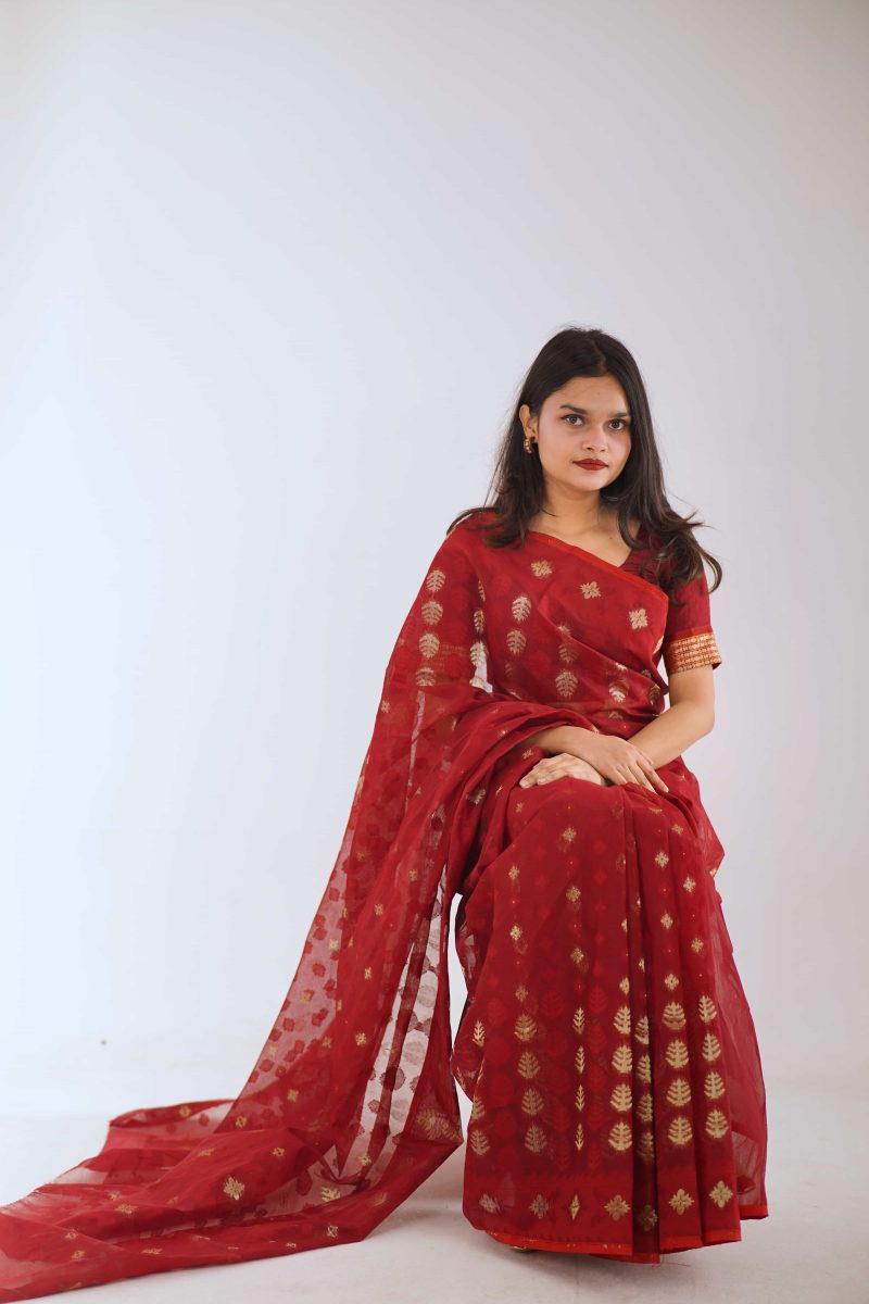 Maroon Woven Jamdani Stain-Silk Saree