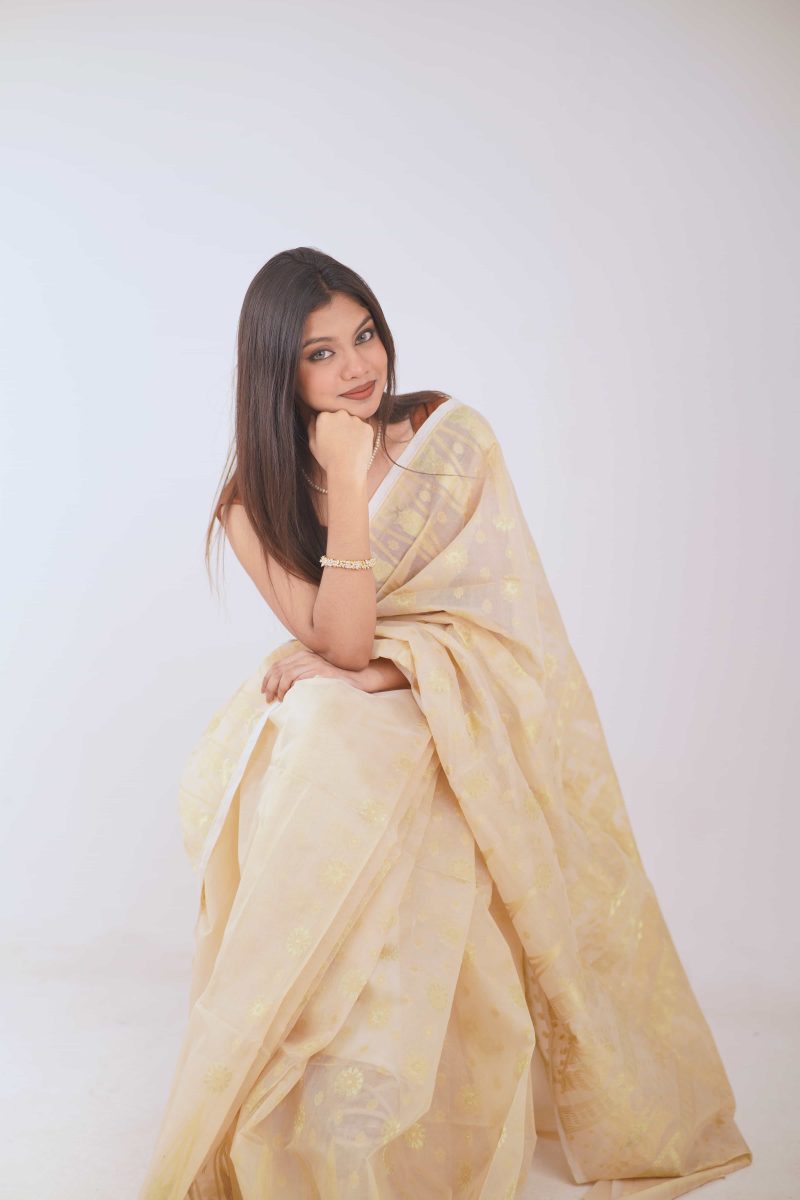 Ivory Gold Woven Jamdani Stain Silk Saree