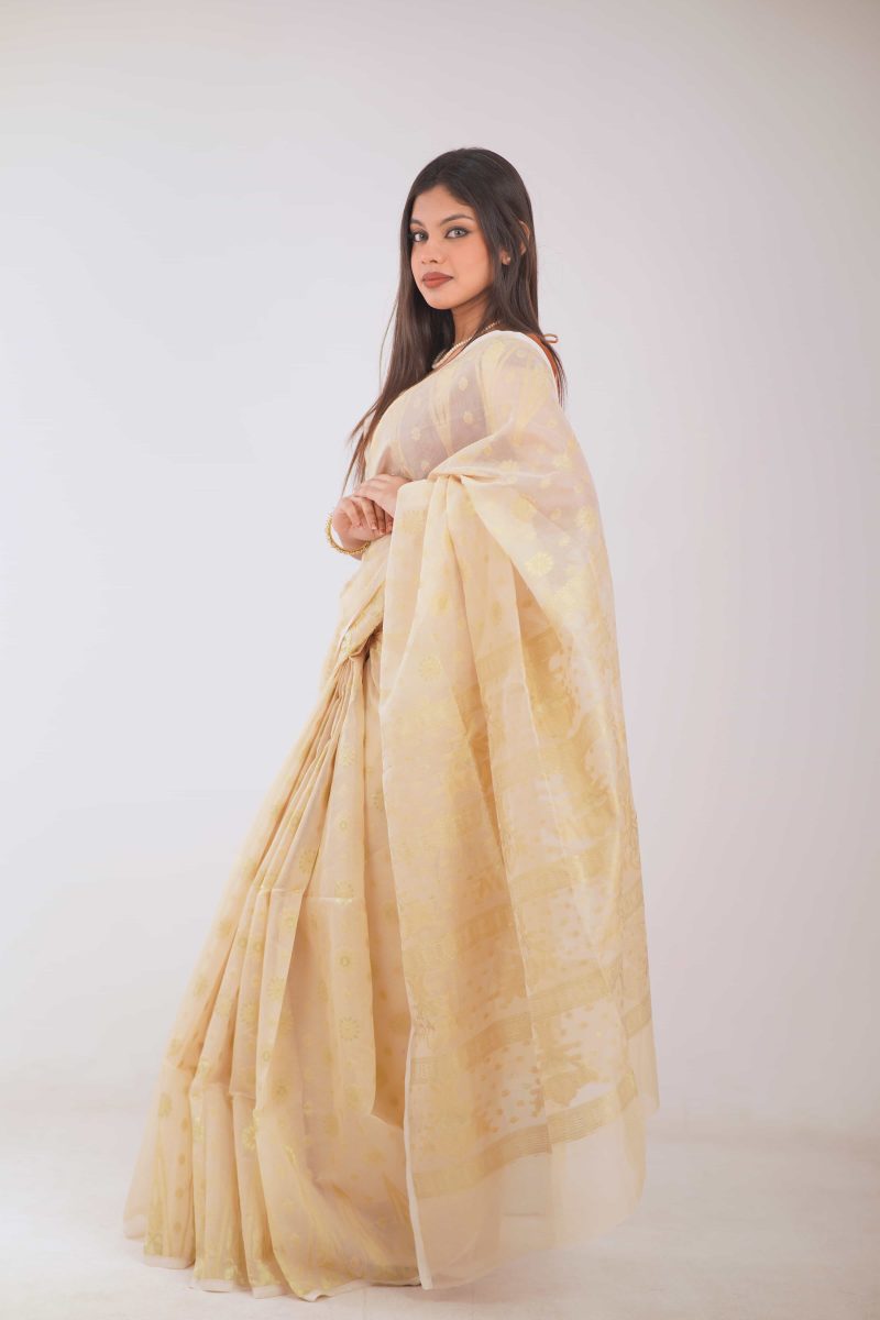 Ivory Gold Woven Jamdani Stain Silk Saree