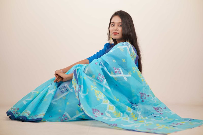 Sky Blue Multicolor Dual-Tone Meenakari Saree